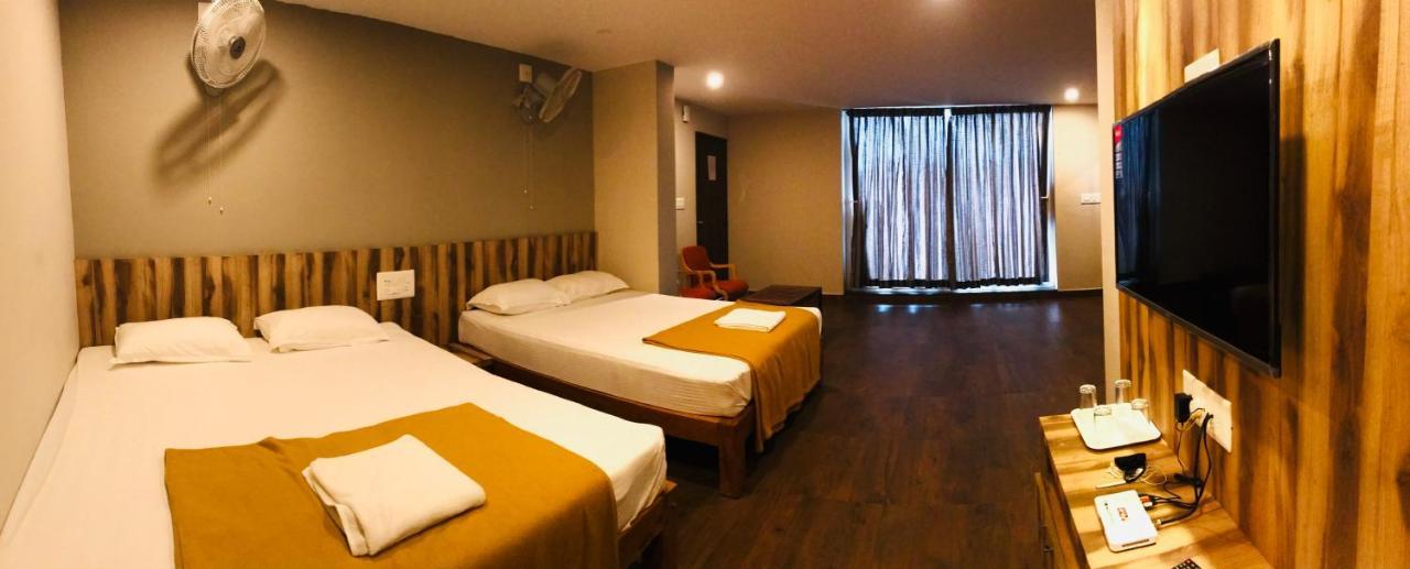Sharada Residency Hotel Somvarpet Ngoại thất bức ảnh